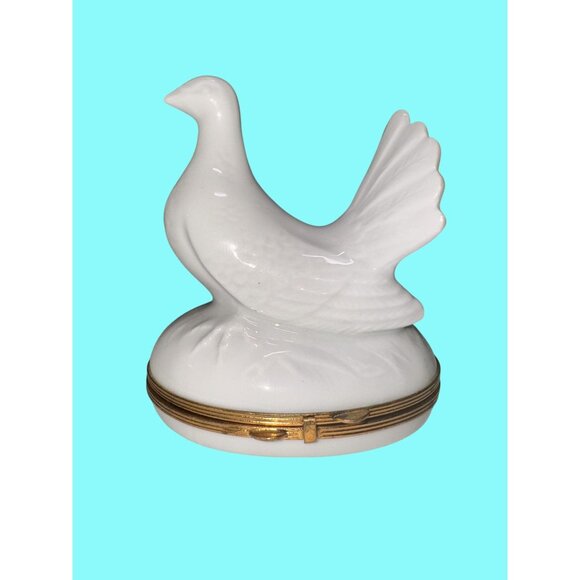 Limoges France White Ceramic Dove Trinket Box With Gold Accents - Picture 1 of 8